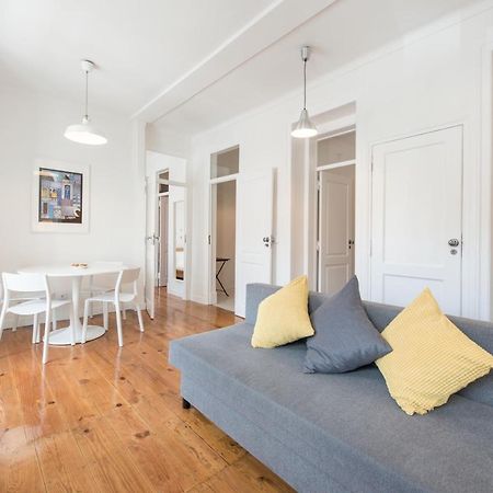 Cozy Apartment With Castel View Lisboa Extérieur photo
