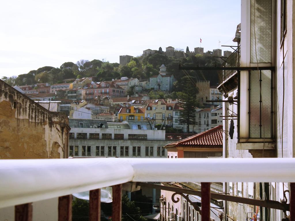 Cozy Apartment With Castel View Lisboa Extérieur photo