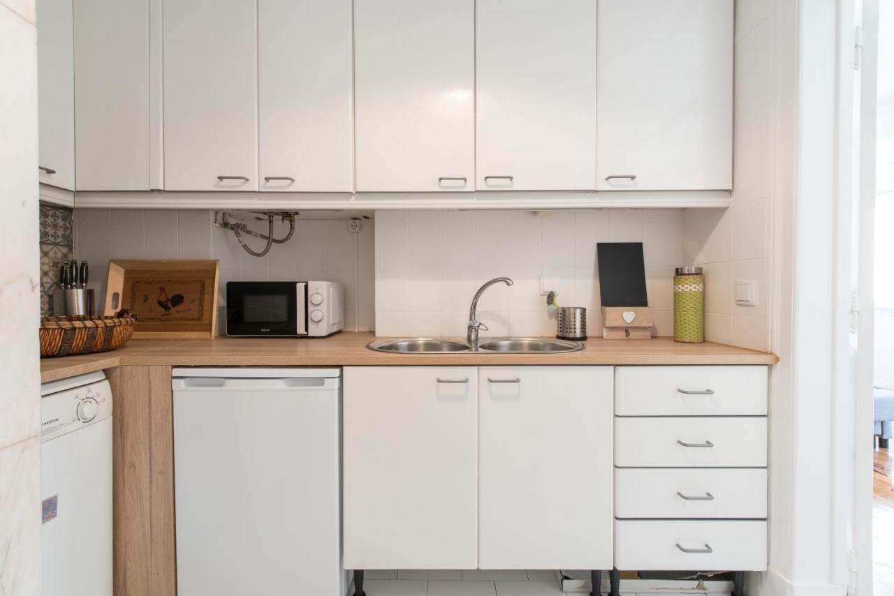 Cozy Apartment With Castel View Lisboa Extérieur photo