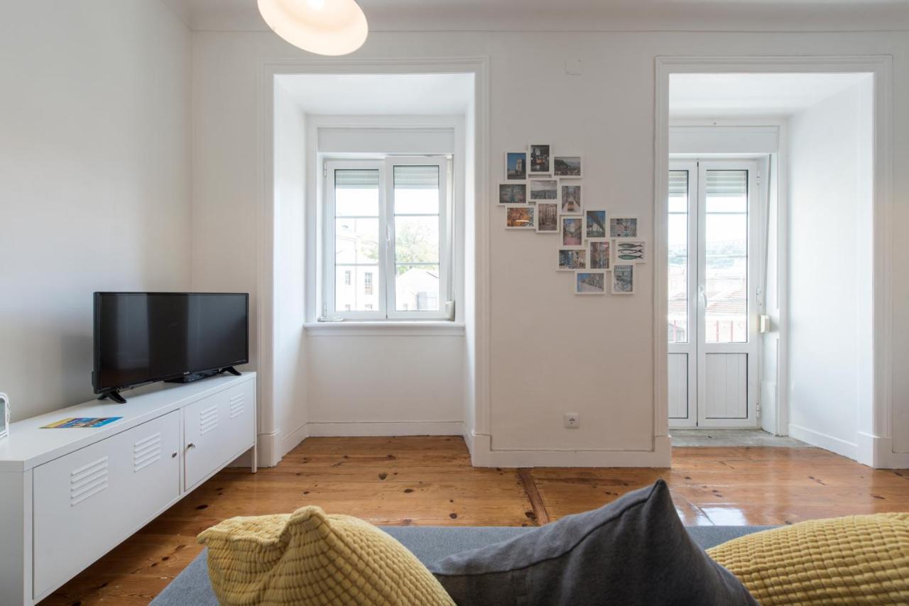 Cozy Apartment With Castel View Lisboa Extérieur photo