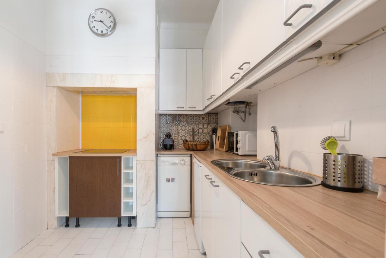 Cozy Apartment With Castel View Lisboa Extérieur photo